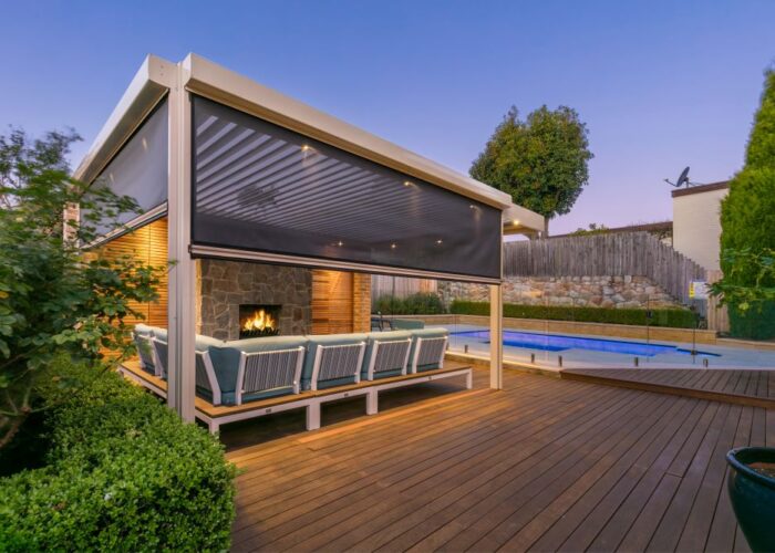 Ziptrak outdoor blinds