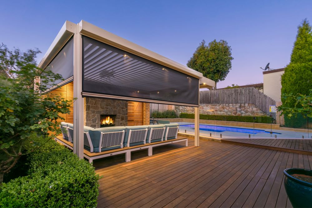 Ziptrak outdoor blinds